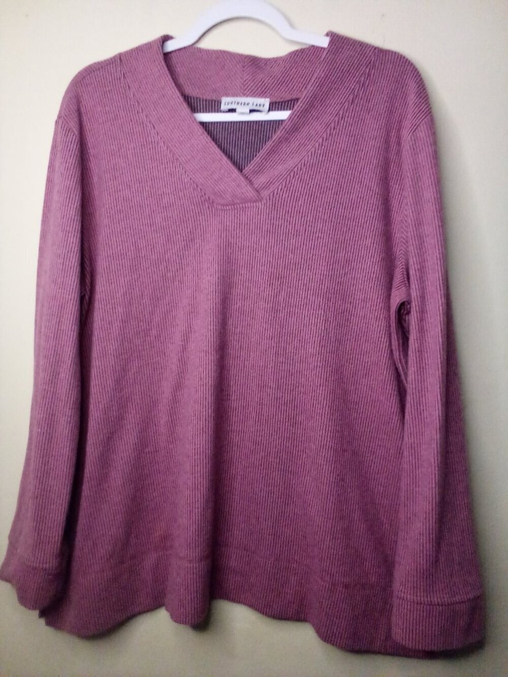 Southern Lady Shirt Women XL Long Sleeve V-Neck Fleece Stripe Pink Gray